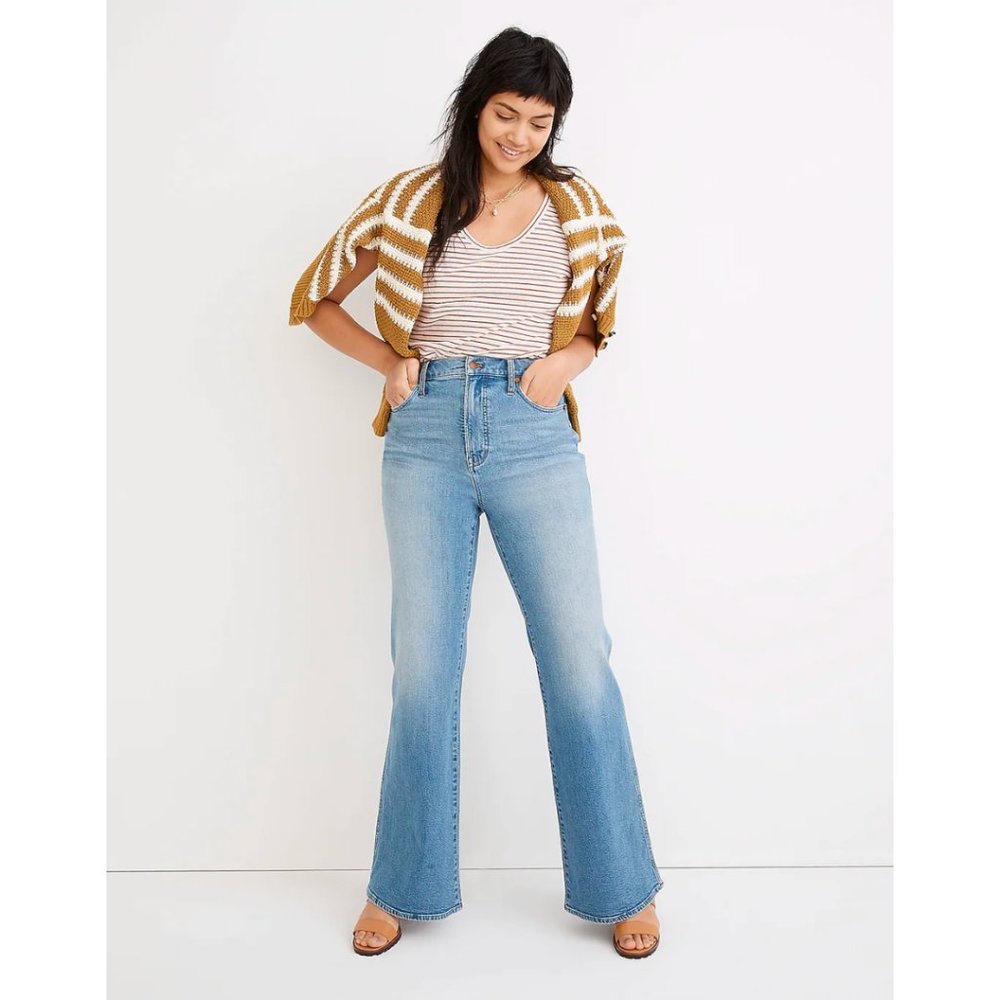 Madewell High-Rise Flare Jeans in Caine Wash | Size 30